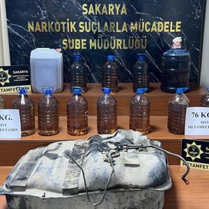 Sakaryada 76 kilo sıvı metamfetamin ele geçirildi