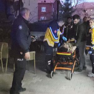 Tartıştığı eşinin bıçakla saklandığı eve geldiğini gören kadın pencereden atladı