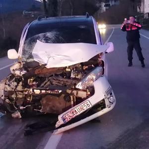 Yola çıkan yaya, kazaya neden oldu: 2 ölü, 5 yaralı