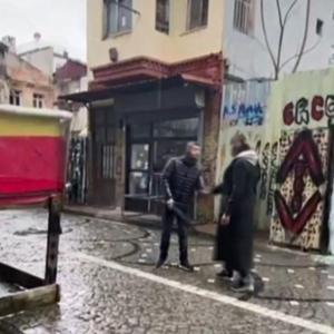 İstanbul-Fatihte tezgah kavgasında silahla vurularak hayatını kaybetti; o anlar kamerada