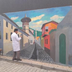 Hataylı ressam eski Antakya’yı duvara resmetti