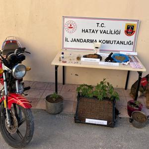 Hatay’da gerçekleştirilen operasyonda uyuşturucu ve silah ele geçirildi