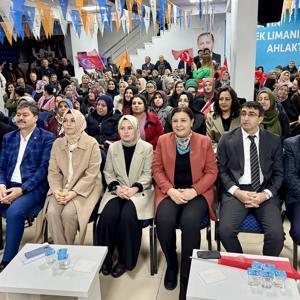 AK Parti Kırşehir 7. Olağan İl Kadın Kolları Kongresi yapıldı