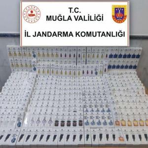 Muğlada 432 kaçak parfüm ele geçirildi