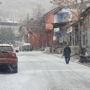 Erzurum, Ardahan ve Karsta kar yağışı ve soğuk hava etkisini sürdürüyor