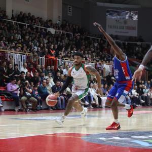 Yalovaspor Basketbol - Anadolu Efes: 83-110