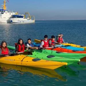 İzmirde çocuklar kanoyla dijital dünyadan uzaklaştı