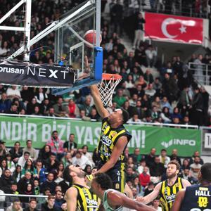 Bursaspor Yörsan - Fenerbahçe Beko: 97-98