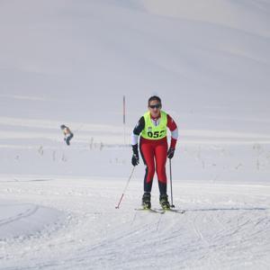 Yüksekovada 350 sporcunun katıldığı Türkiye Kayaklı Koşu Eleme Yarışması başladı