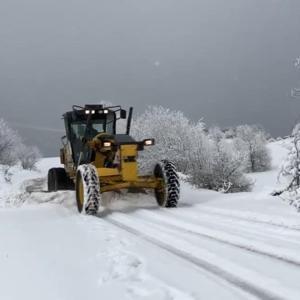 Amasya’da 94 köy yolu, kardan kapalı