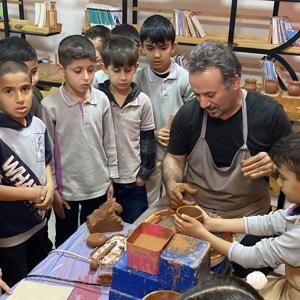 Midyatta Çömlekçilik İlkokul Öğrencilerinin Elinde Yeniden Hayat Buluyor