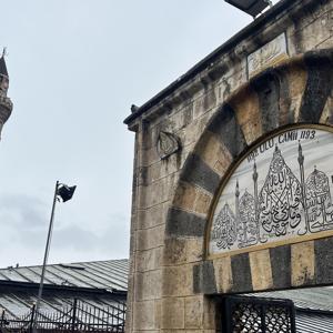 Tarihi Ulu Caminin minaresinde 5 yıldır eğilme gözlenmedi