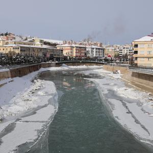 Karadenizde kar yağışı ve soğuk hava etkili oluyor