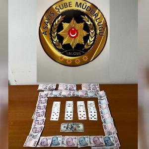 Yalova’da kumar baskını; 13 kişiye toplam 120 bin lira ceza kesildi