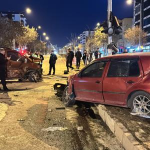 Elazığda trafik kazasında yaralanan kişi, tedavi gördüğü hastanede öldü