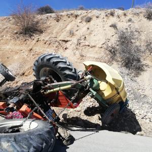 Malatyada devrilen traktörün sürücüsü yaşamını yitirdi