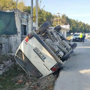 Şarampole devrilen otombilde 1 kişi yaralandı