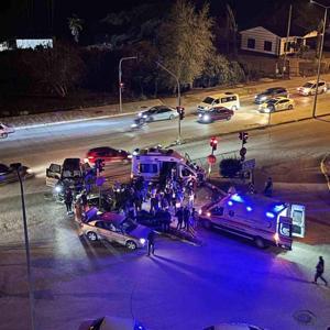 Ambulansla cipin çarpıştığı kaza kamerada; 9 yaralı