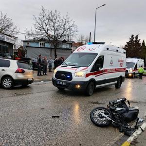 Tekirdağ’da otomobil ile motosiklet çarpıştı: 2 yaralı