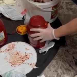 İstanbul- Üsküdarda salça bidonlarıyla uyuşturucu satan şüpheli yakalandı