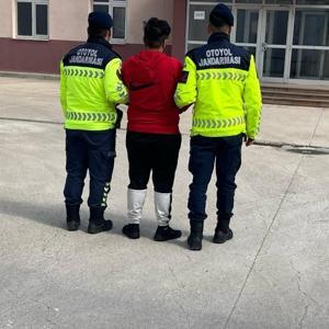 Otobüs Yolcusunun Uyuşturucu Hapları Ele Geçirildi