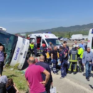 Yalovada yolcu otobüsü devrildi; 1 ölü, 2 yaralı