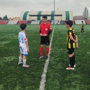 Hakemin centilmence hareketi takdir topladı