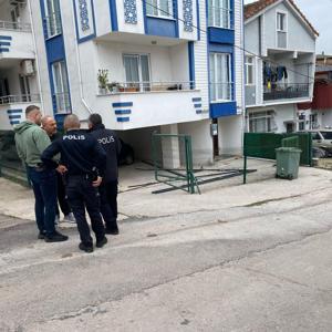 Balkona çektikleri demir profil yüksek gerilim hattına temas etti; 3 ağır yarala