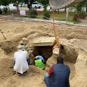 Aydında kremasyon küplerin bulunduğu alanın oda mezar olduğu ortaya çıktı