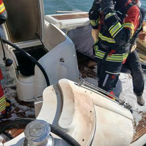 Ayvalıkta marinada bağlı motoryatta yangın