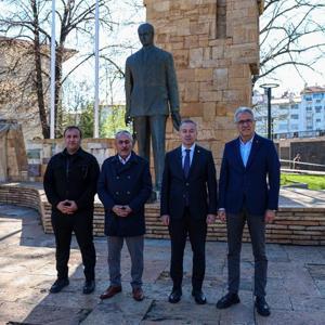 Sivasta Atatürk Anıtı çevresinde düzenleme çalışması yapılacak