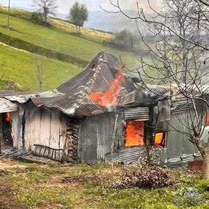 Orduda, yangında tek katlı ev kullanılmaz hale geldi
