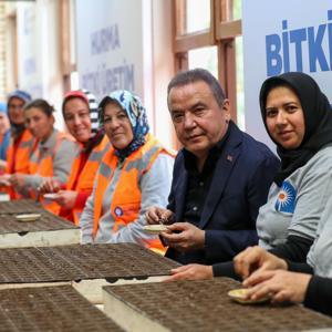 Başkan Böcekten 1 Mayıs mesajı