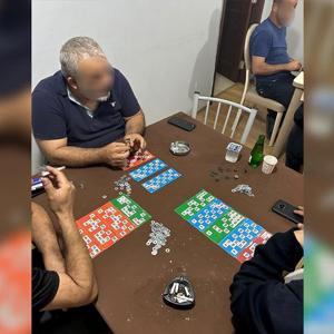 Sanal medyada canlı yayınlanan kumara polis baskını