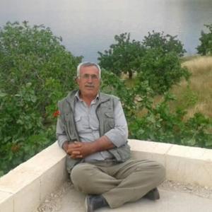 Tartıştığı babasını öldürdü, annesini yaraladı