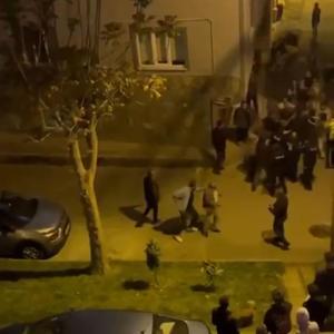 Kimlik sorgusu yapmak isteyen polislere saldıran 2 şüpheli gözaltına alındı