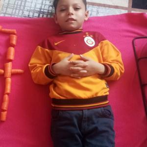 Kamyonetin çarptığı 8 yaşındaki Hızır Metin, kurtarılamadı