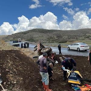 Kayseri’de gübre yüklü traktör devrildi: 1 yaralı