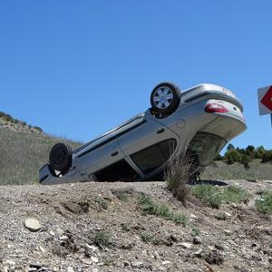 Kütahya’da takla atan otomobilin sürücüsü yaralandı