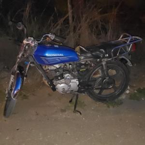 Çalıntı motosikletle polisten kaçan 2 kişi, kaza yapınca yakalandı