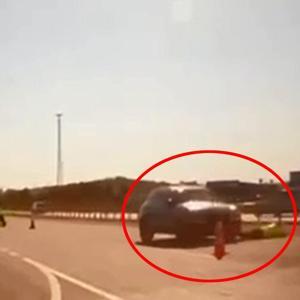 Dur ihtarına uymadı, polise çarptı Kaçan sürücü saklandığı menfezde yakalandı