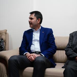 Bakan Kurum, köy evine konuk oldu