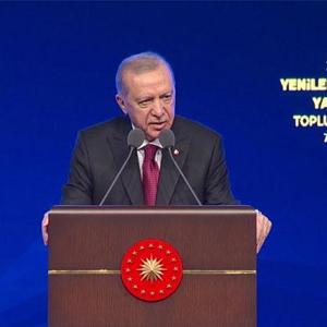 SON DAKİKA... Cumhurbaşkanı Erdoğan: Muhalefet gözlerine bant çekmiş