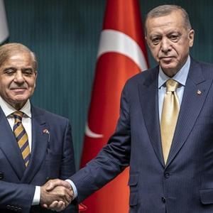 SON DAKİKA | Cumhurbaşkanı Erdoğan Pakistan Başbakanı Şerif ile görüştü: Türkiye elinden geleni yapmaya hazır