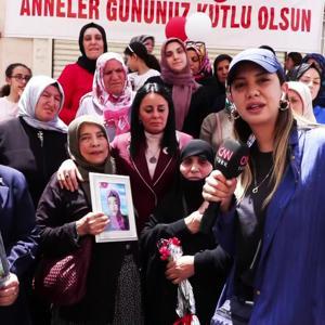 CNN TÜRK Diyarbakır annelerinin yanında: PKK YOK OLSUN