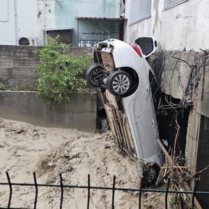Kadirlide sağanak yağış sele neden oldu