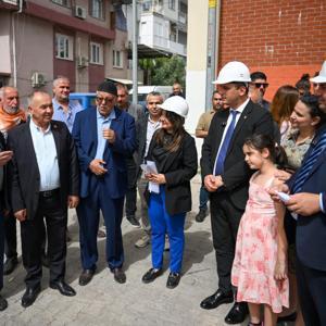 Bornovada yatırım, dayanışma ve halkla buluşma turu