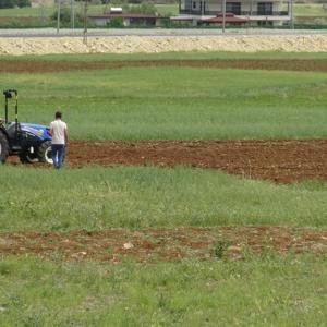 Gercüşte Çiftçiler Erken Ekime Başladı