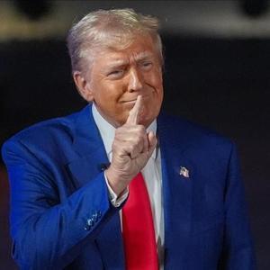 Yüzde 50 vergi geliyor Trump resti çekti: Ya ABD, ya vergi...