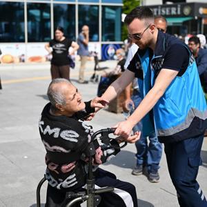 Mersin Büyükşehir’den, onkoloji hastalarına konforlu ve güvenli ulaşım hizmeti
